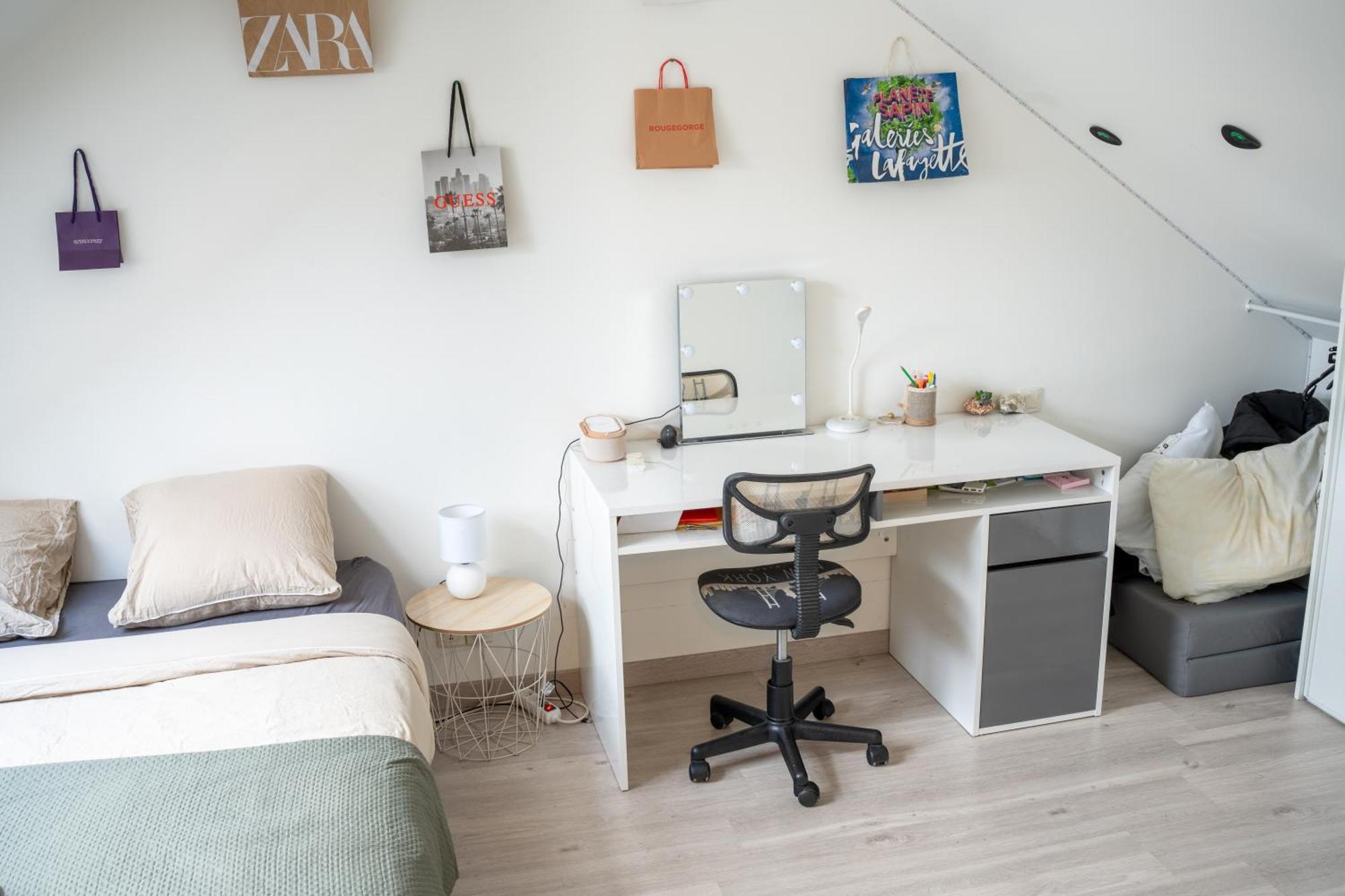 Maison, 3 Ch, Proximite Gare,c Commercial,c Laval (Mayenne)